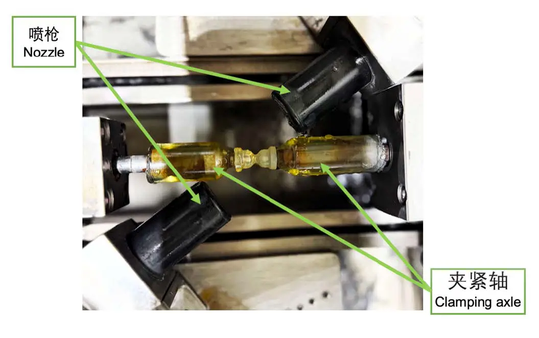 SP1580 insert clamping and adjustable nozzles in the blasting chamber